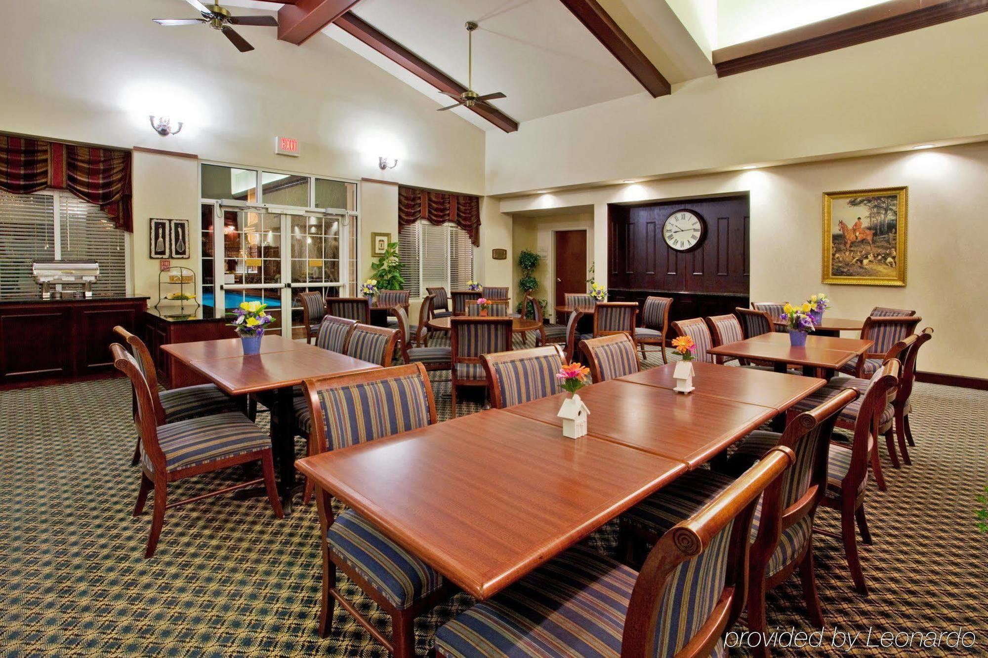 Holiday Inn Hotel And Suites Peachtree City By Ihg Ngoại thất bức ảnh